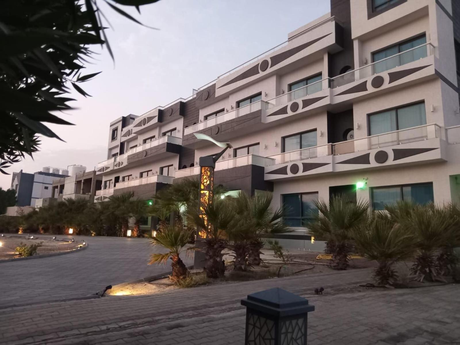 Al Salam Resort Al Khiran Exterior photo